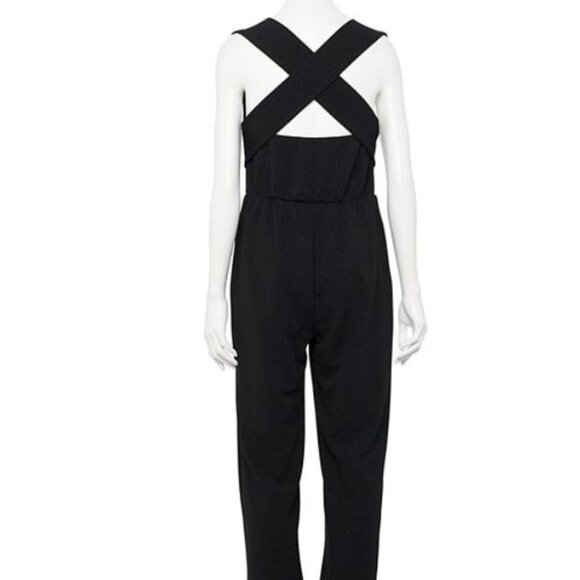 Speechless Black Cross Back Jumpsuit With Pockets - Picture 12 of 12